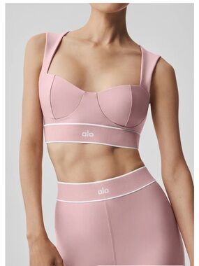 ALO Yoga Airlift Alignment Bra Vintage Pink White Yoga Sports Gym Workout L NWT